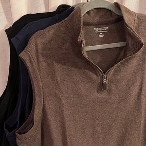3 Roundtree & Yorke Sweater Vests